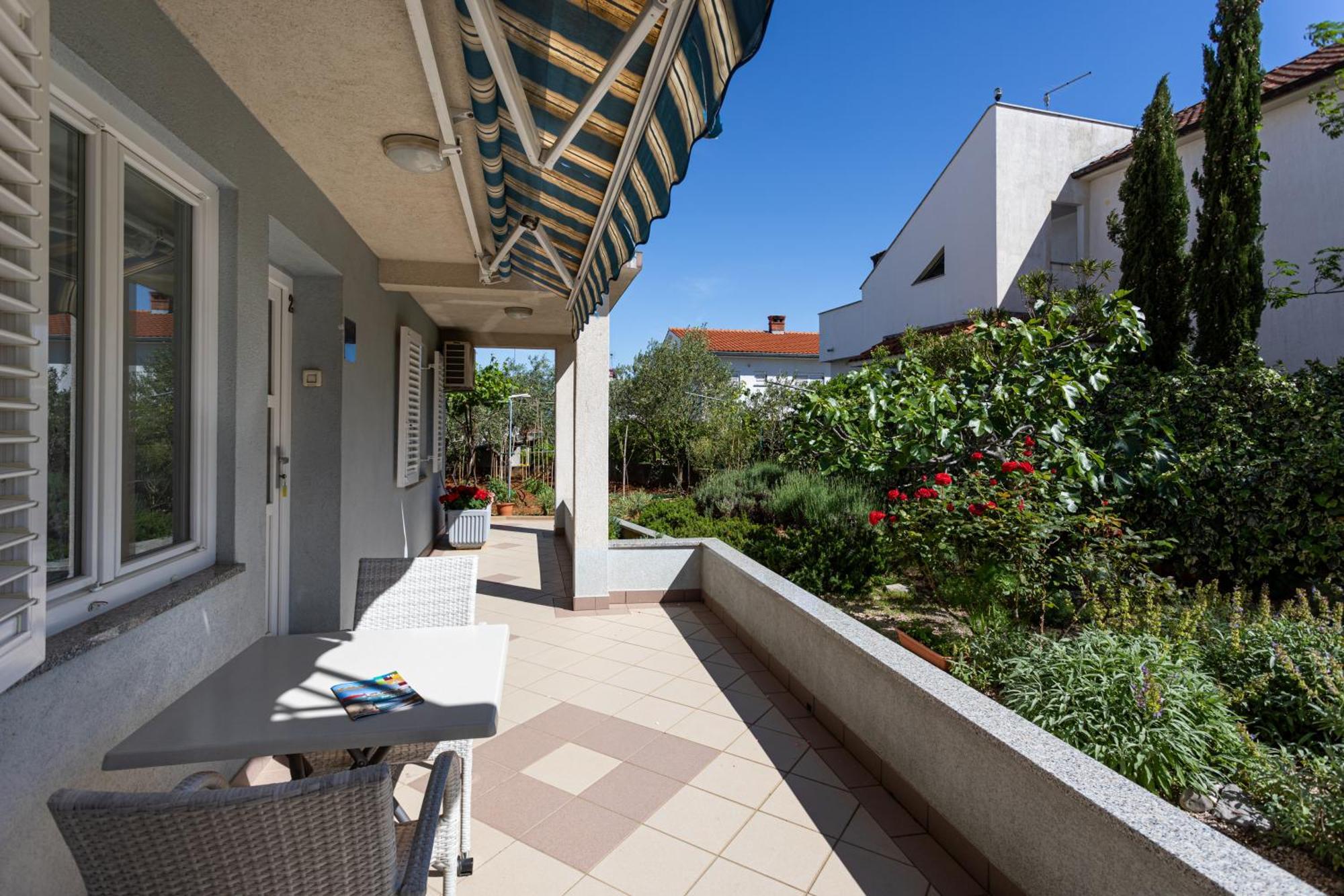 Apartments Villa Ana Krk Town Quarto foto